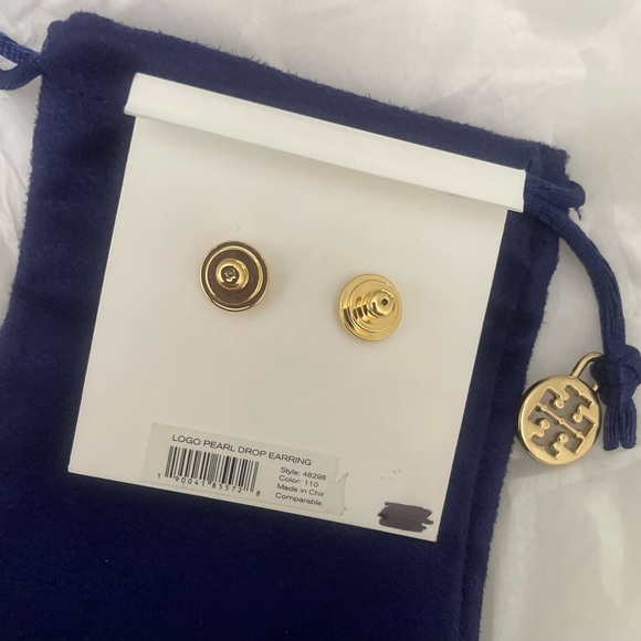 Tory Burch T-Logo Gold Pearl Drop Earrings New! - Picture 3 of 8